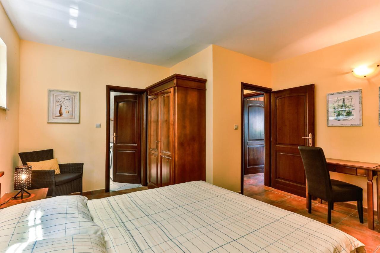 Damonte - Apartments And Rooms บุดวา ภายนอก รูปภาพ